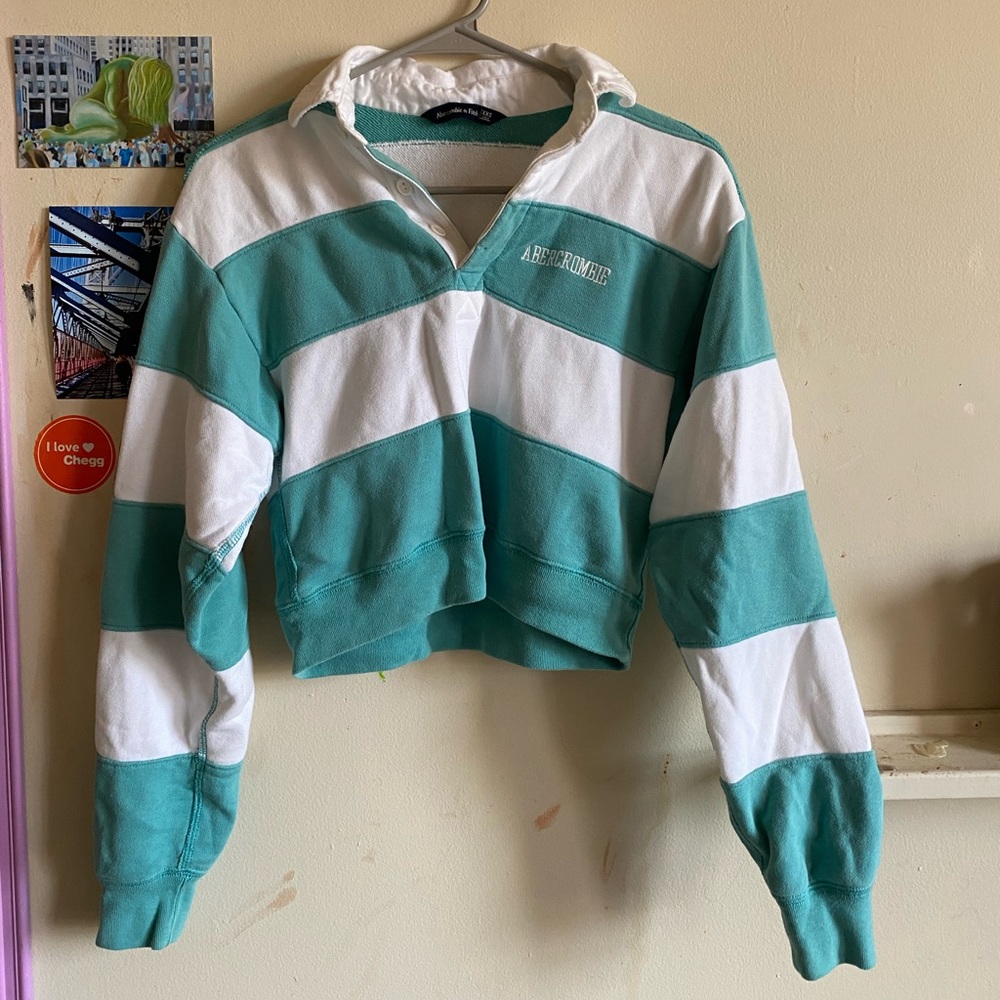 Abercrombie Long Sleeve Button/Crop Top